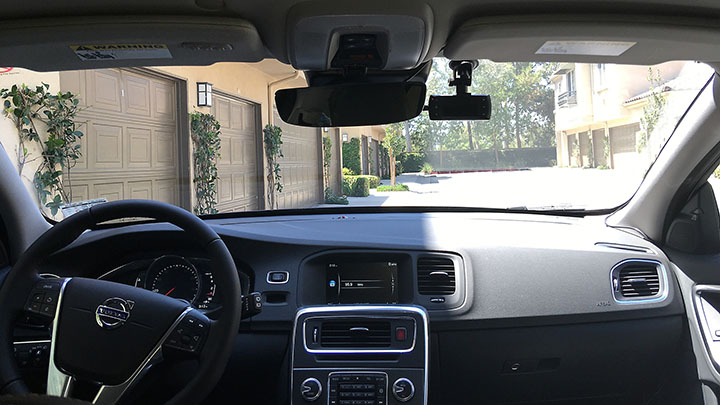 Brigele DR 2100 compact dash mounted on windshield - view from inside