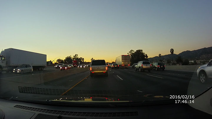 Brigele DR 4100 G compact dash cam sample shot - evening